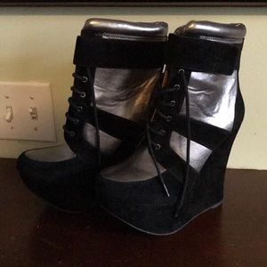 Platform wedge boots